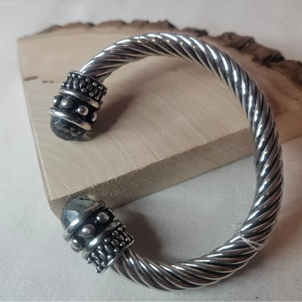 Twisted Cable Style With Grey Crystal End Caps